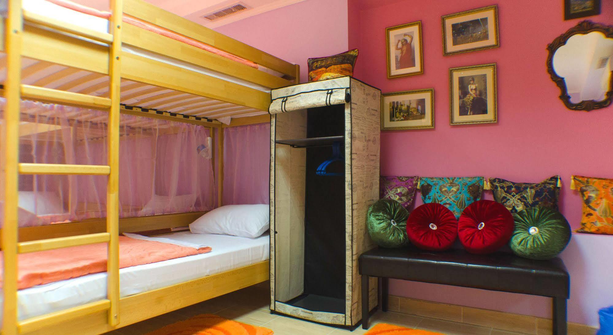 Ballet Hostel Kiev Esterno foto