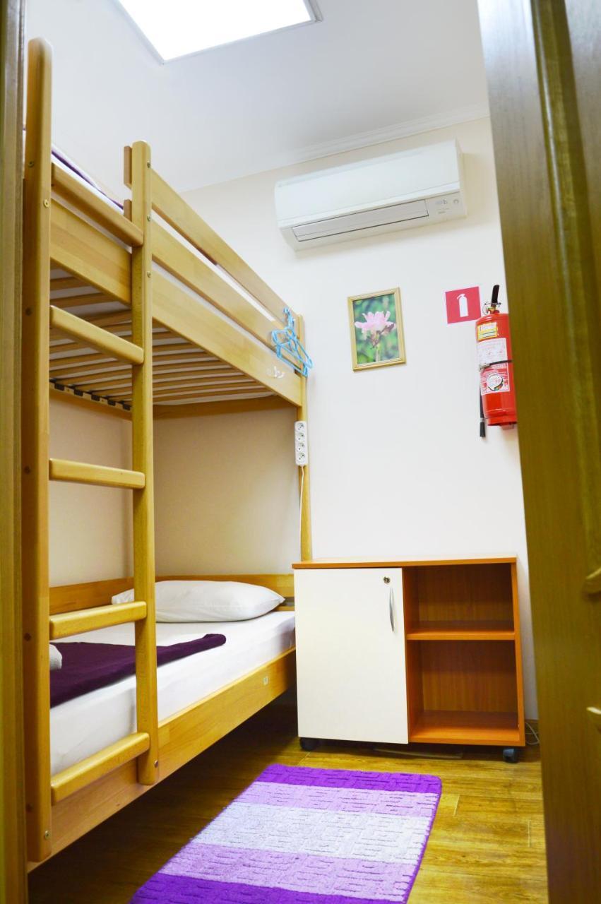 Ballet Hostel Kiev Esterno foto